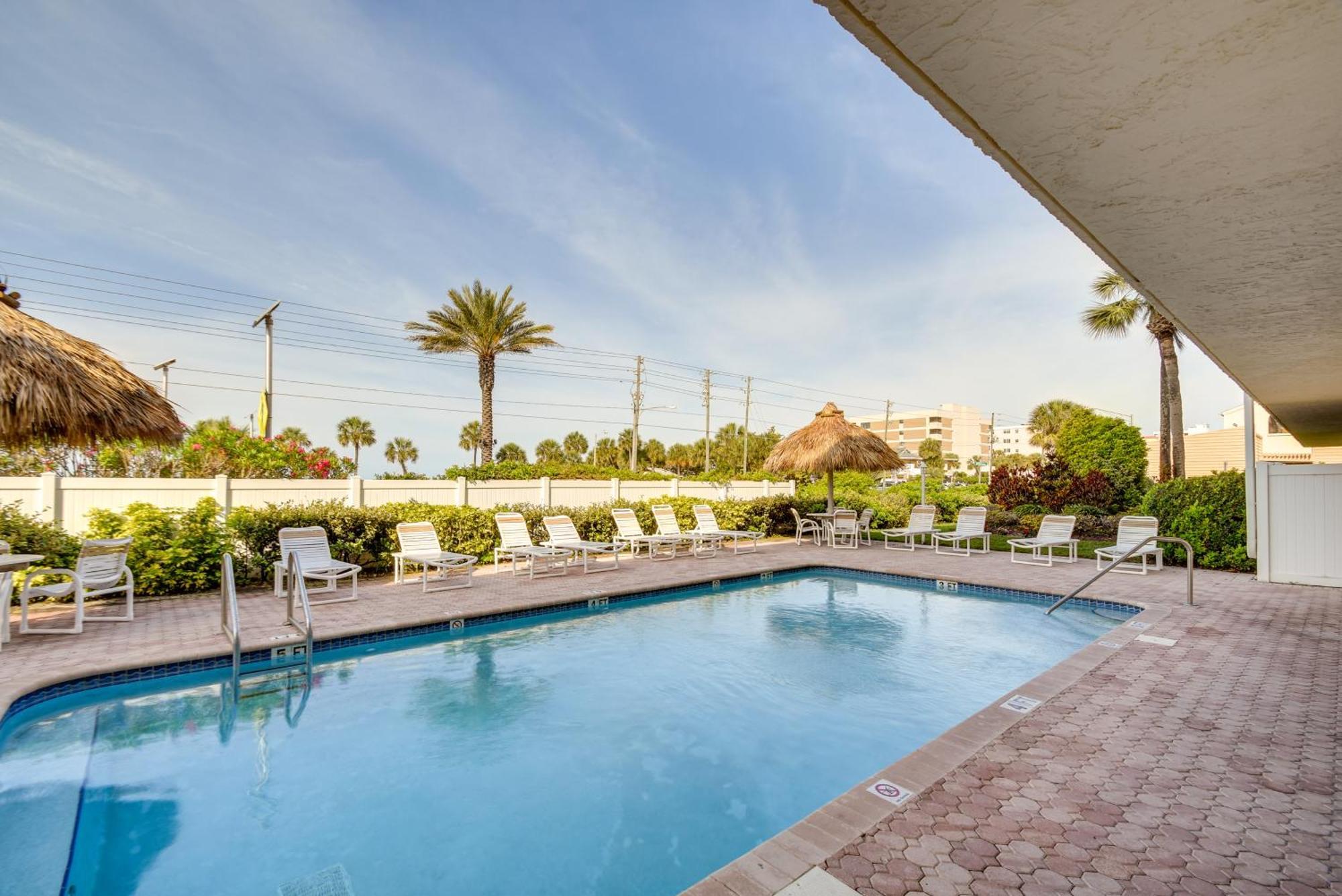 סיינט פיט ביץ' Coastal Condo With Balcony Walk To Madeira Beach! מראה חיצוני תמונה